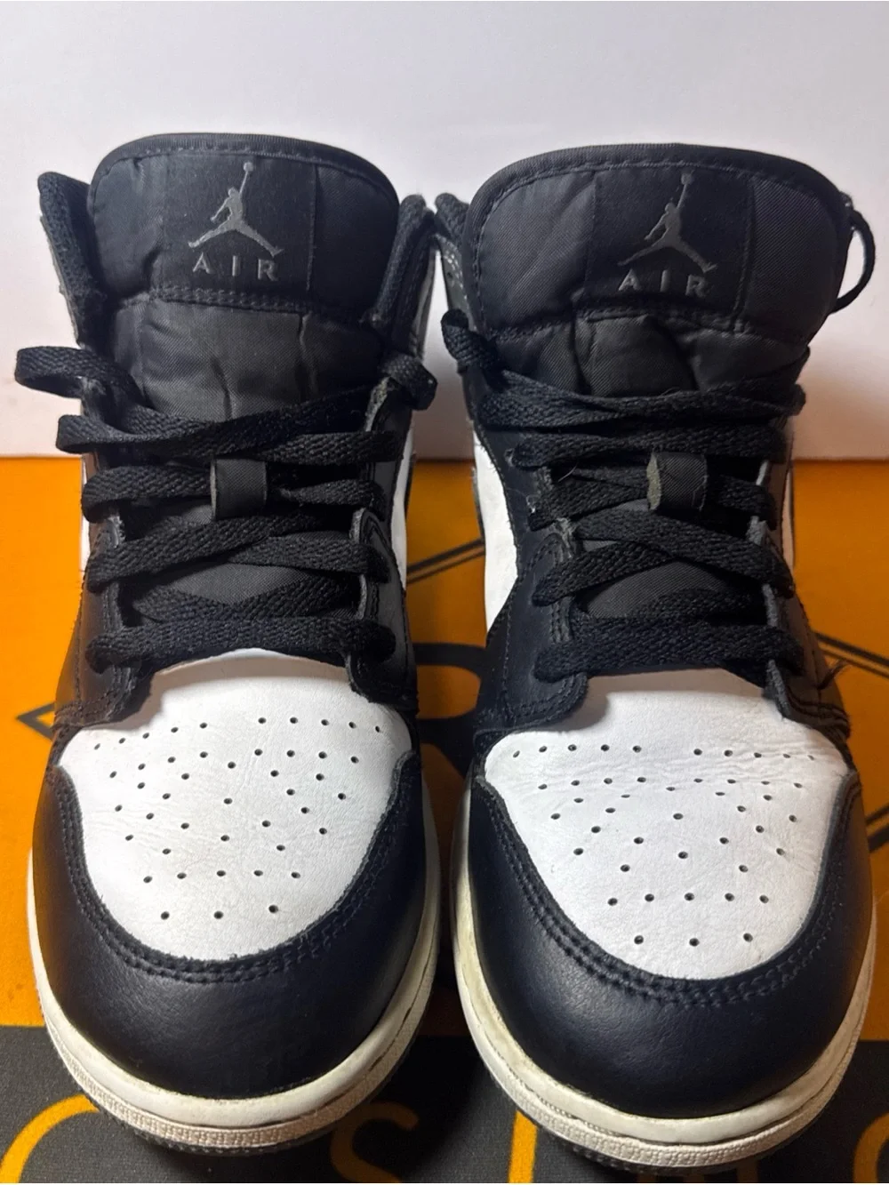 Nike Air Jordan 1 Mid Black Iron Grey White DQ8423-001 GS Size 7Y
